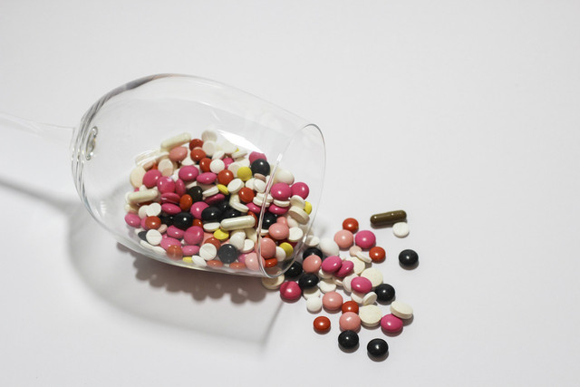 Jakie leki można stosować w przypadku nadmiaru melatoniny?